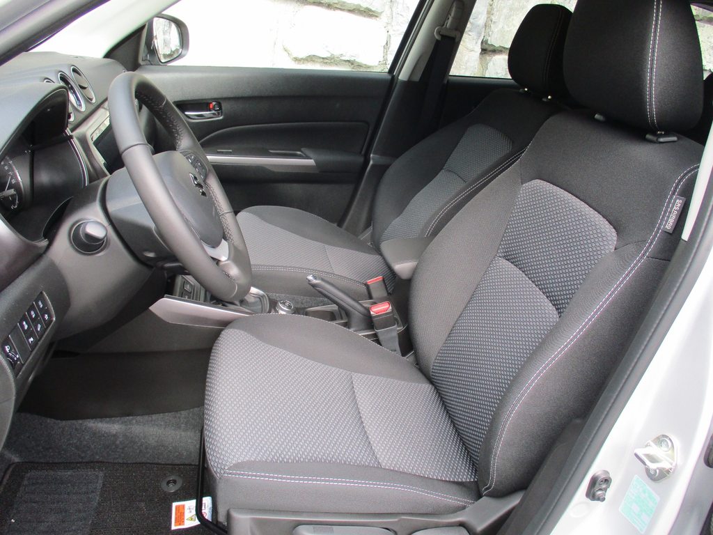 SUZUKI Vitara 1.4 T Compact+ Hybrid 4x4, Hybride Léger Essence/Électricité, Voiture nouvelle, Manuelle - 5