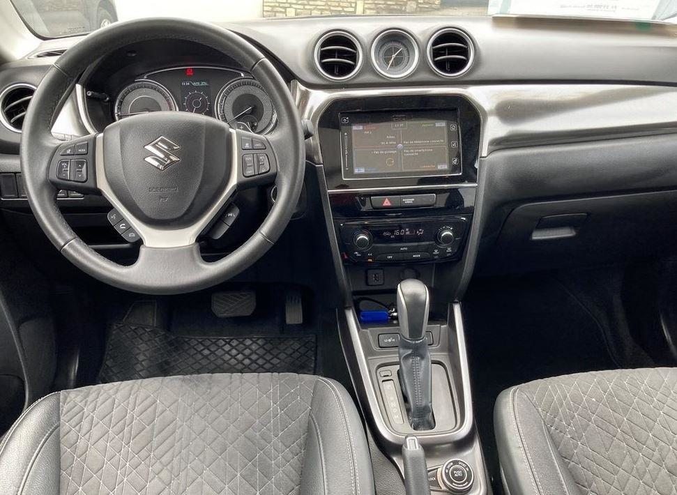 SUZUKI Vitara 1.4 T Compact Top 4x4, Petrol, Second hand / Used, Automatic - 3