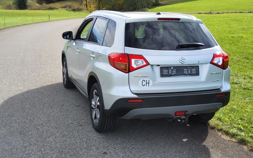 SUZUKI Vitara 1.6 VVT Sergio Cellano Top 4x4, Benzin, Occasion / Gebraucht, Automat - 4