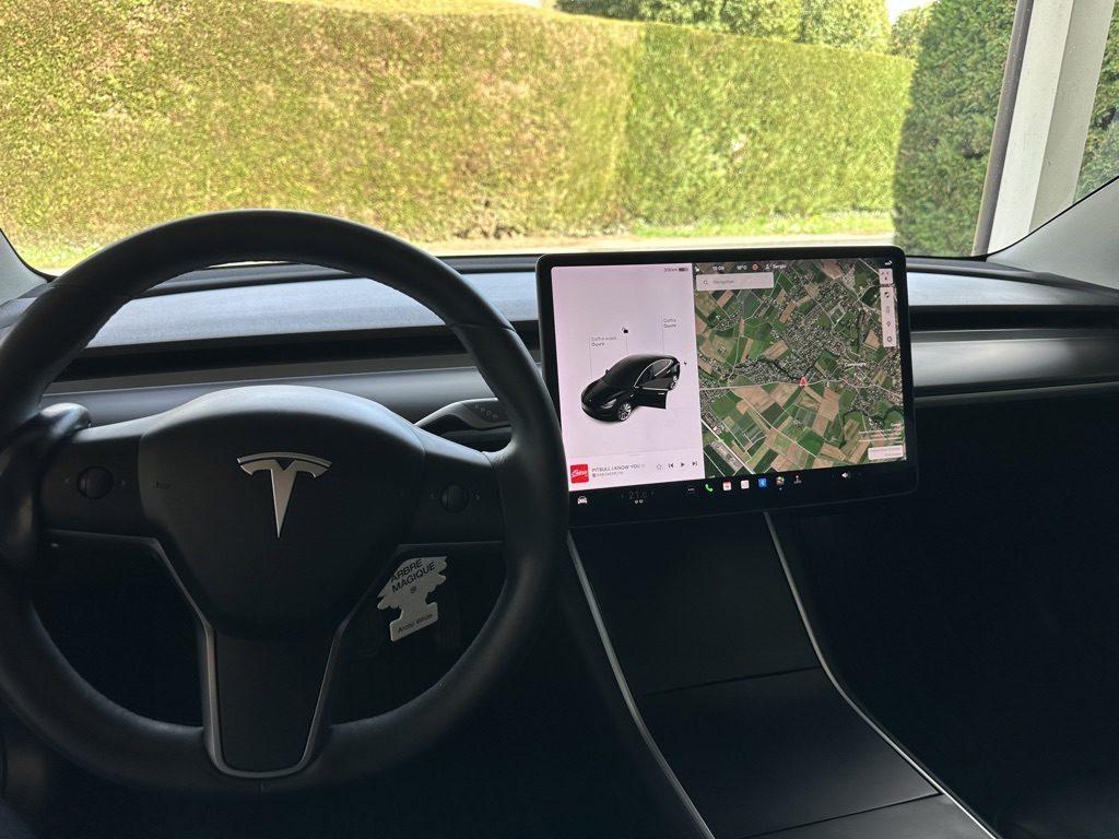 TESLA MODEL 3 Long, Electric, Second hand / Used, Automatic - 3
