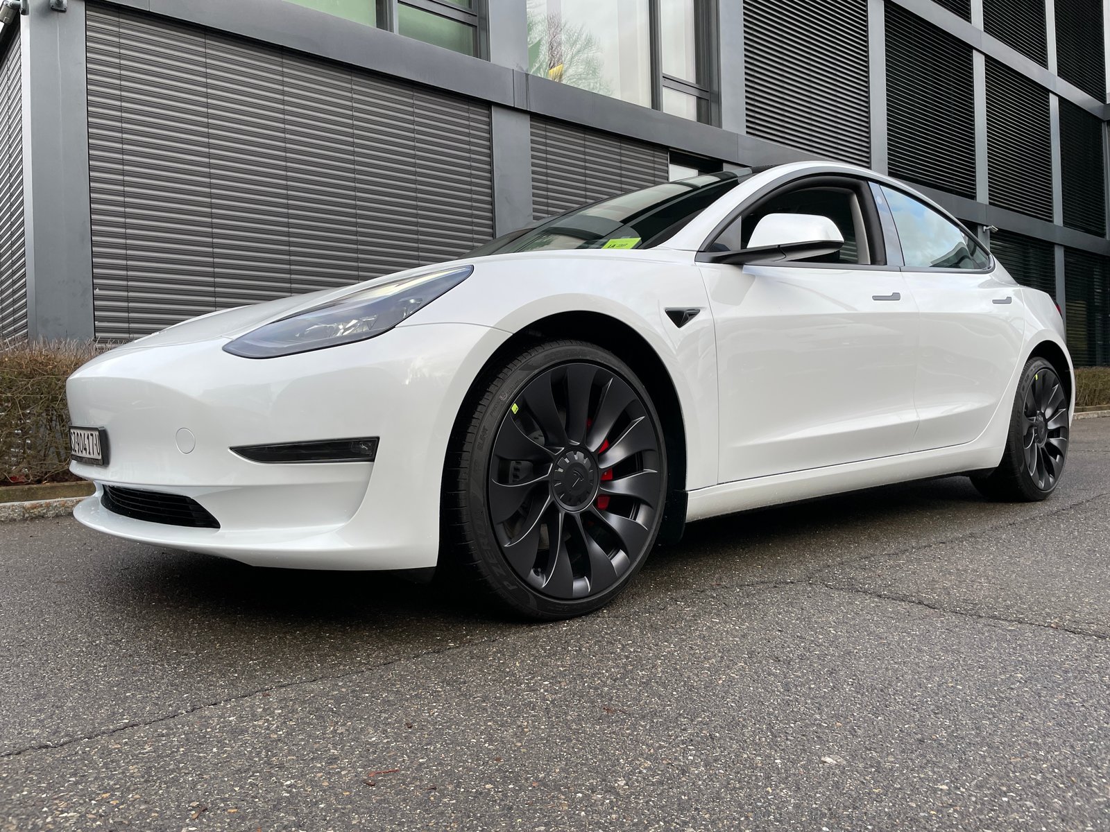 TESLA Model 3 Dual Motor Performance AWD