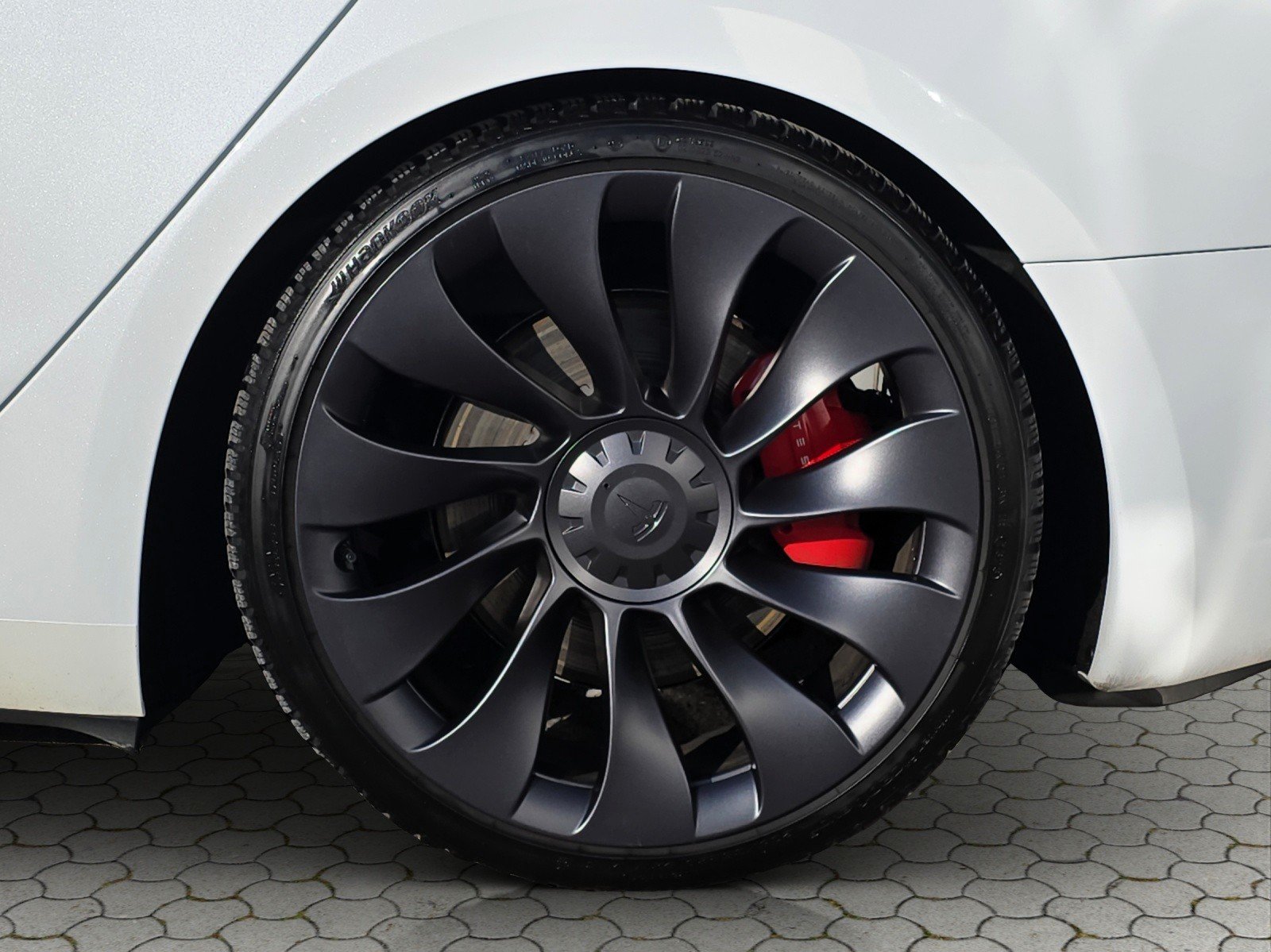 TESLA Model 3 Performance Dual Motor AWD 535 PS, Électrique, Occasion / Utilisé, Automatique - 7