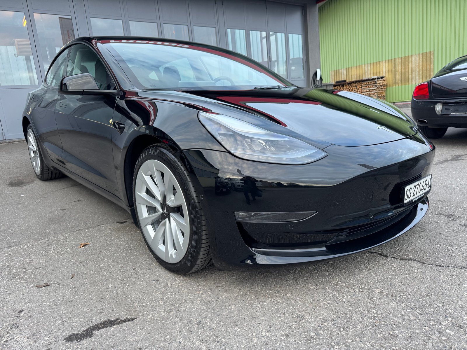 TESLA Model 3 Long Range Dual Motor AWD, Electric, Second hand / Used, Automatic - 2