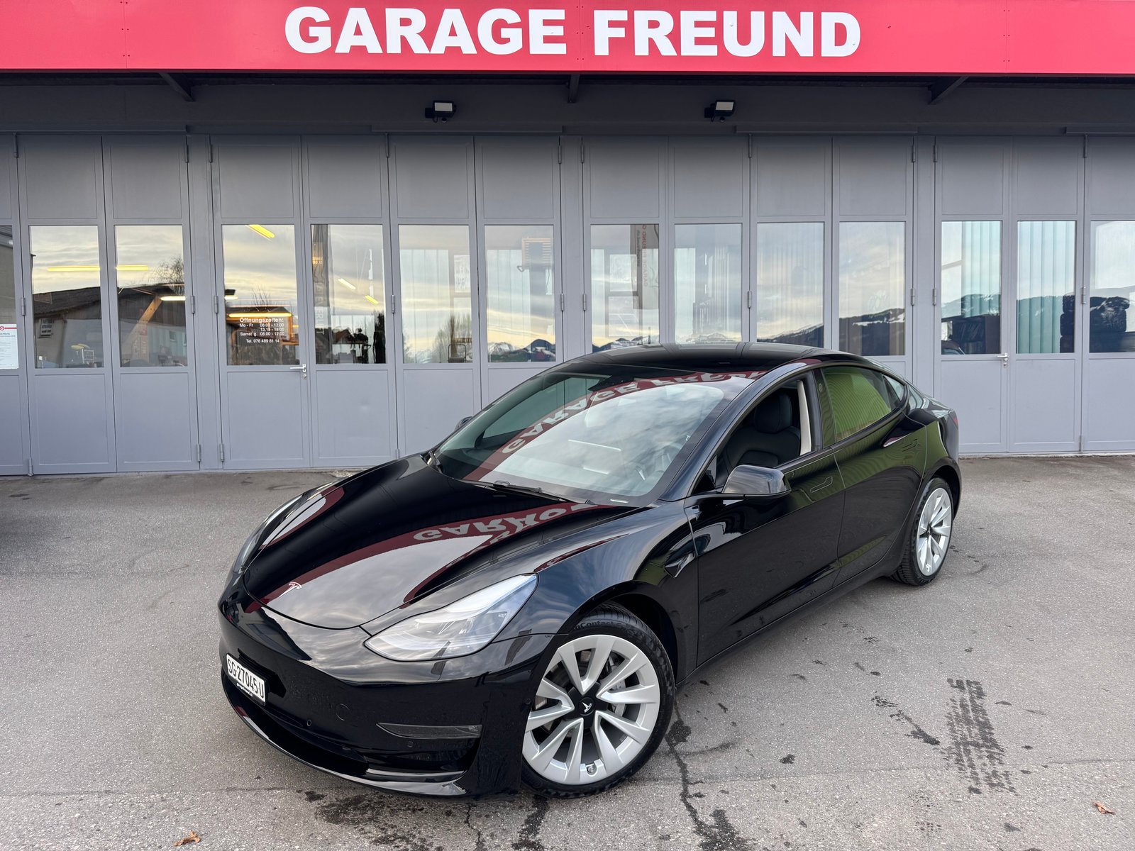 TESLA Model 3 Long Range Dual Motor AWD, Electric, Second hand / Used, Automatic - 4