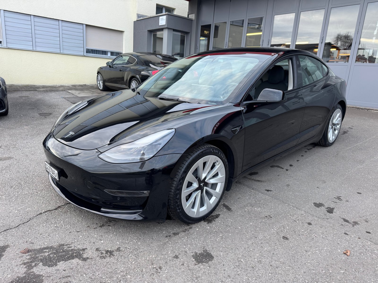 TESLA Model 3 Long Range Dual Motor AWD, Electric, Second hand / Used, Automatic - 6