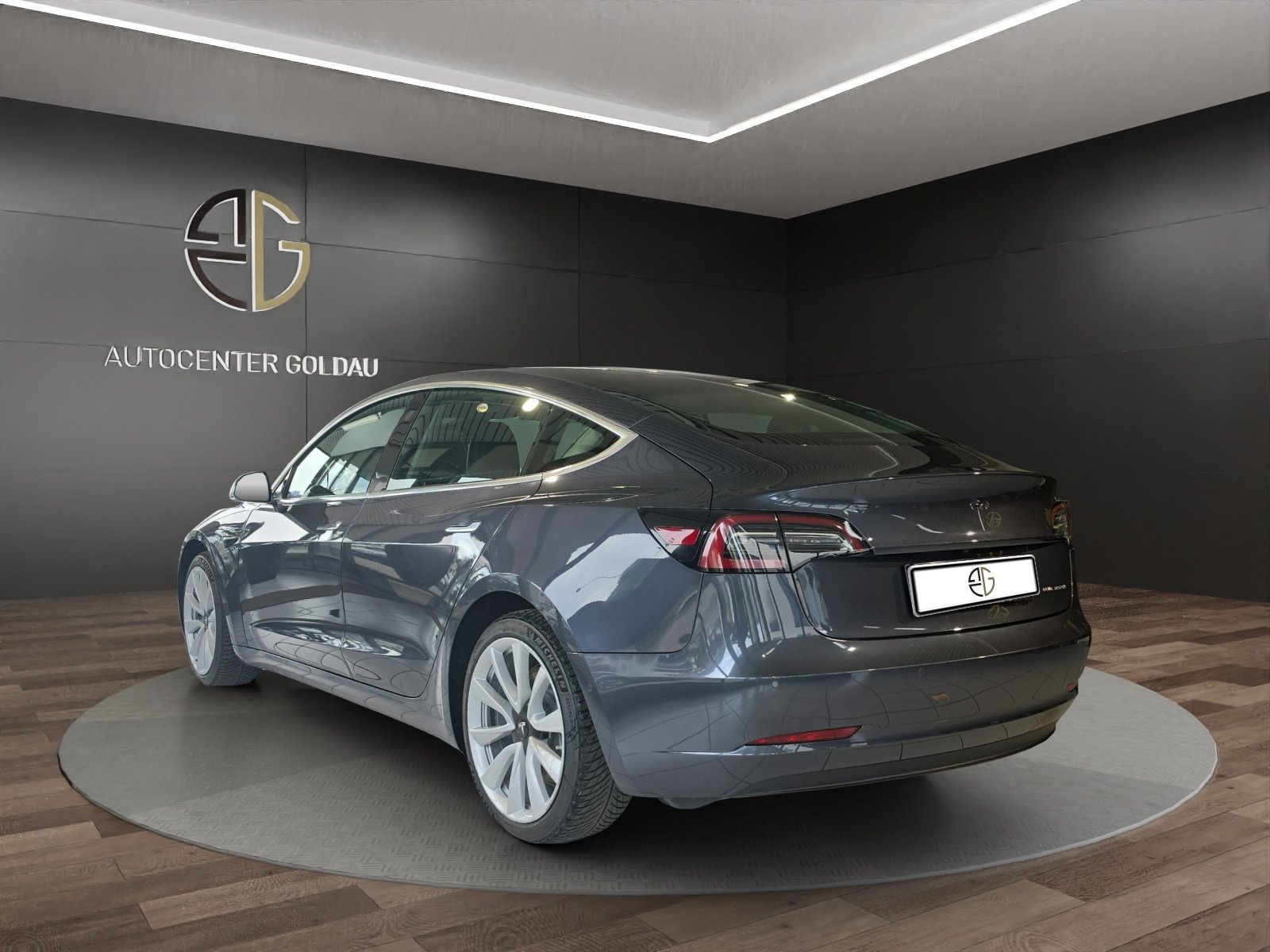 TESLA Model 3 Long Range Dual Motor AWD, Electric, Second hand / Used, Automatic - 2