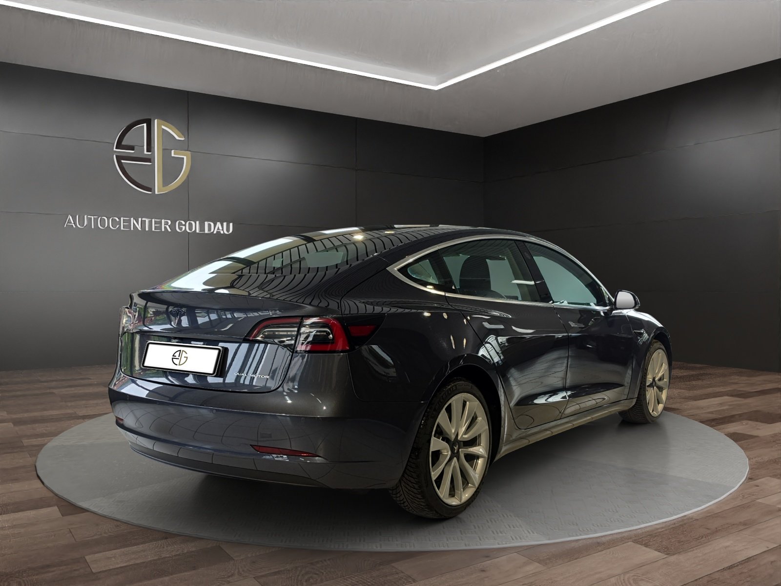 TESLA Model 3 Long Range Dual Motor AWD, Electric, Second hand / Used, Automatic - 4
