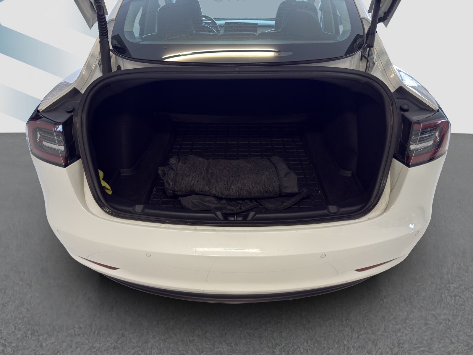TESLA MODEL 3 Performance D, Électrique, Occasion / Utilisé, Automatique - 7