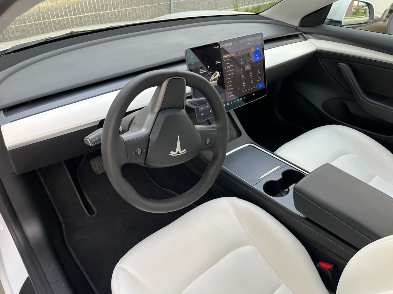 TESLA Model 3 Standart Range Plus, Elettrica, Occasioni / Usate, Automatico - 7