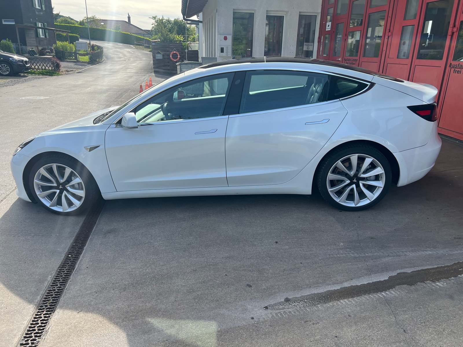 TESLA Model 3 Long Range Dual Motor AWD, Électrique, Occasion / Utilisé, Automatique - 3