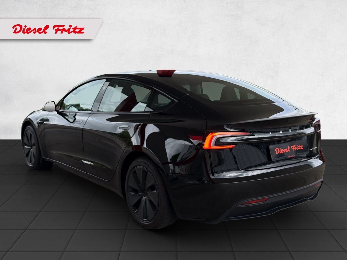 TESLA Model 3 Long Range Dual Motor AWD, Électrique, Occasion / Utilisé, Automatique - 3
