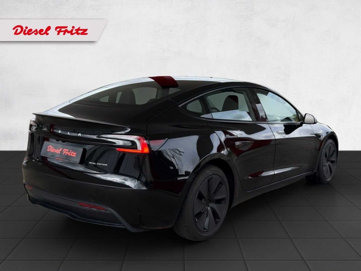 TESLA Model 3 Long Range Dual Motor AWD, Électrique, Occasion / Utilisé, Automatique - 5