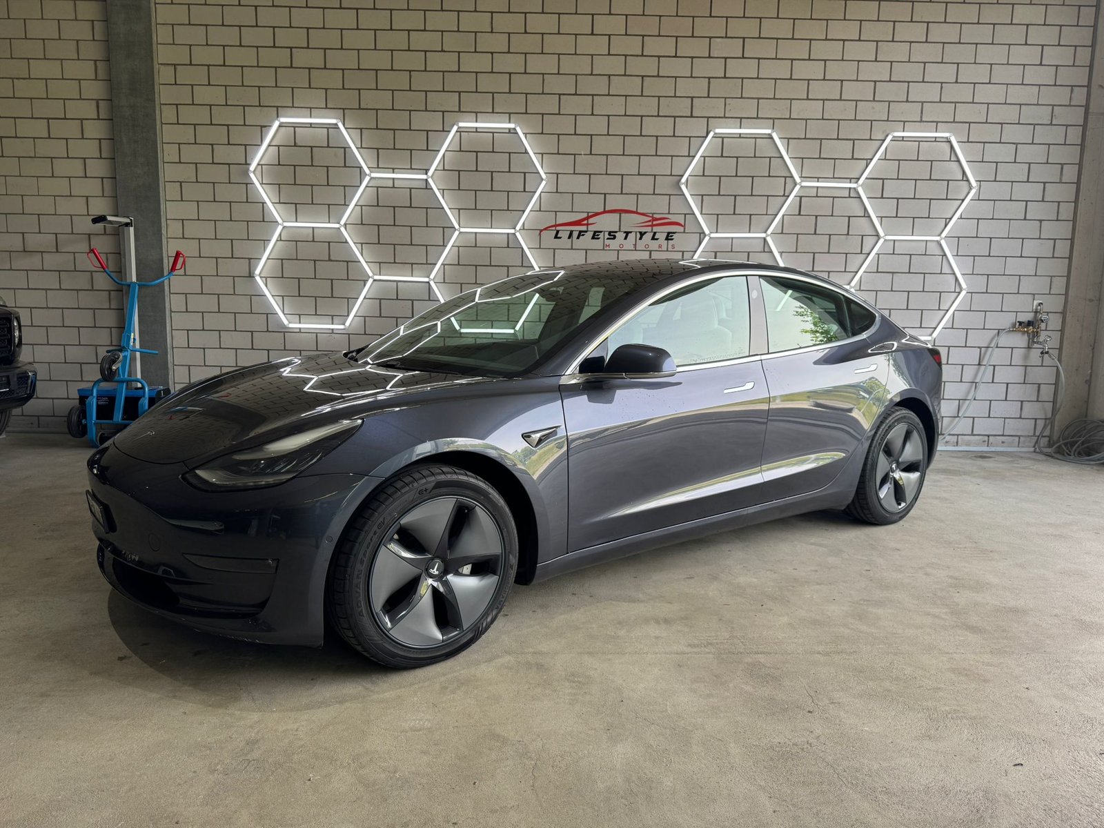 TESLA Model 3 Long Range Dual Motor AWD