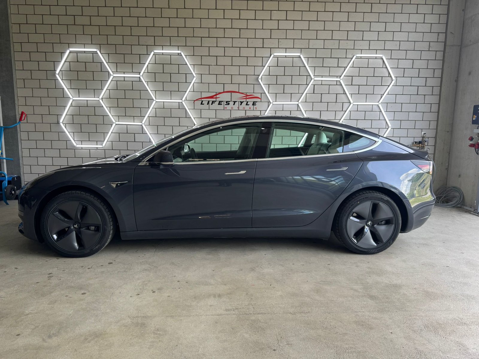 TESLA Model 3 Long Range Dual Motor AWD, Électrique, Occasion / Utilisé, Automatique - 2