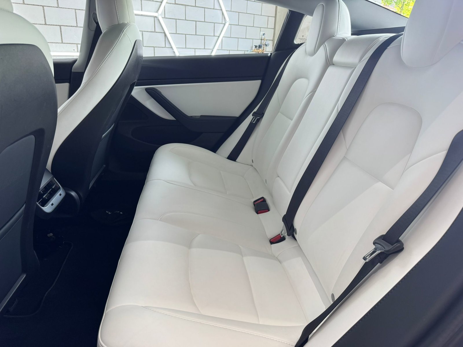 TESLA Model 3 Long Range Dual Motor AWD, Électrique, Occasion / Utilisé, Automatique - 6