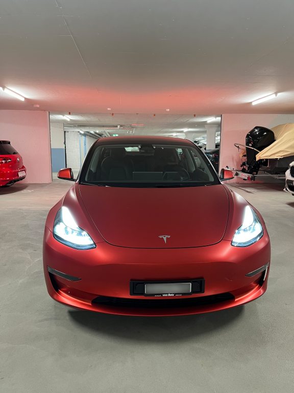 TESLA MODEL 3 Long Range D