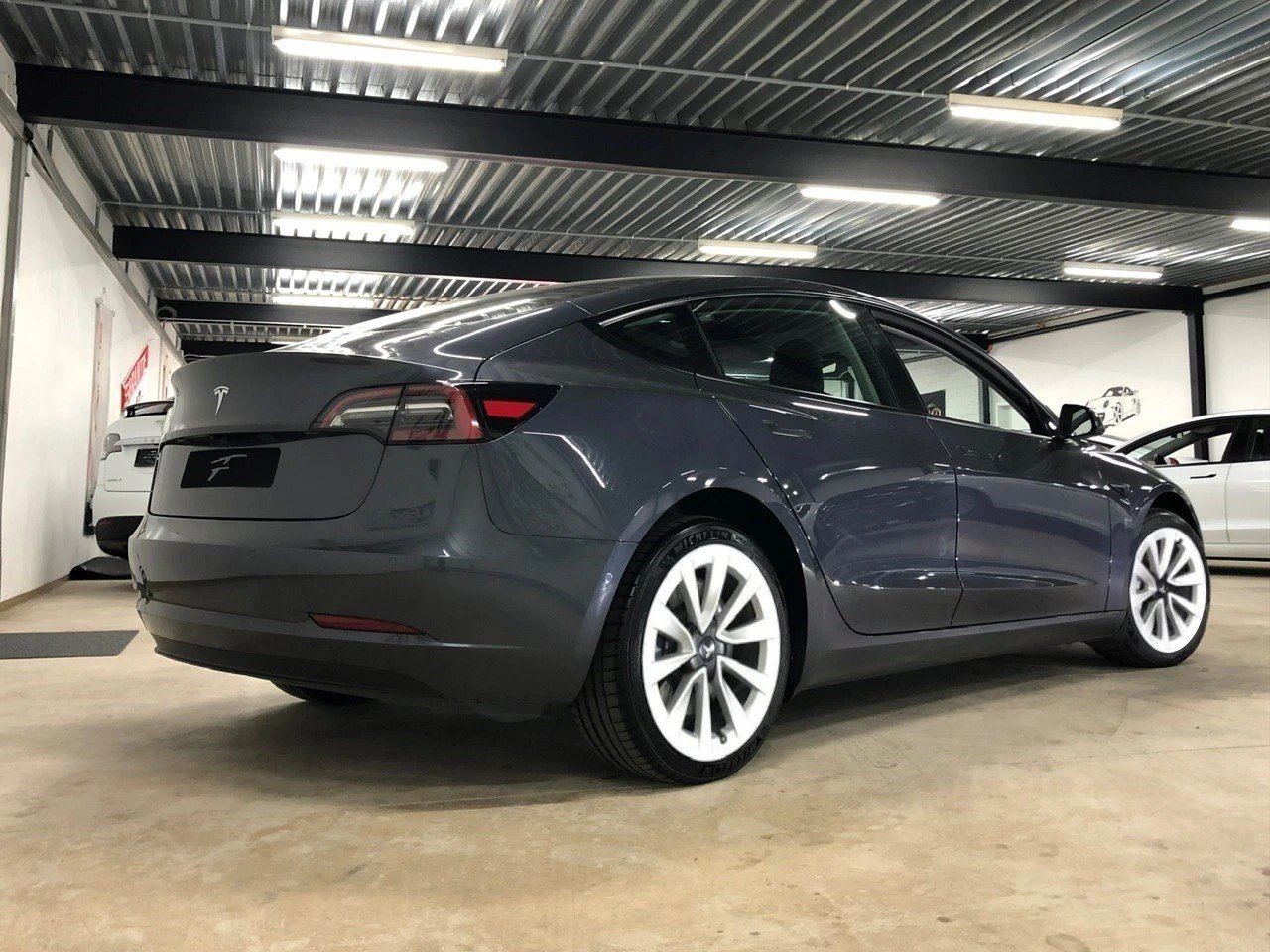 TESLA Model 3 RWD 2022 LFP Akku / AMD Ryzen / AP 3.0, Elektro, Occasion / Gebraucht, Automatik - 5