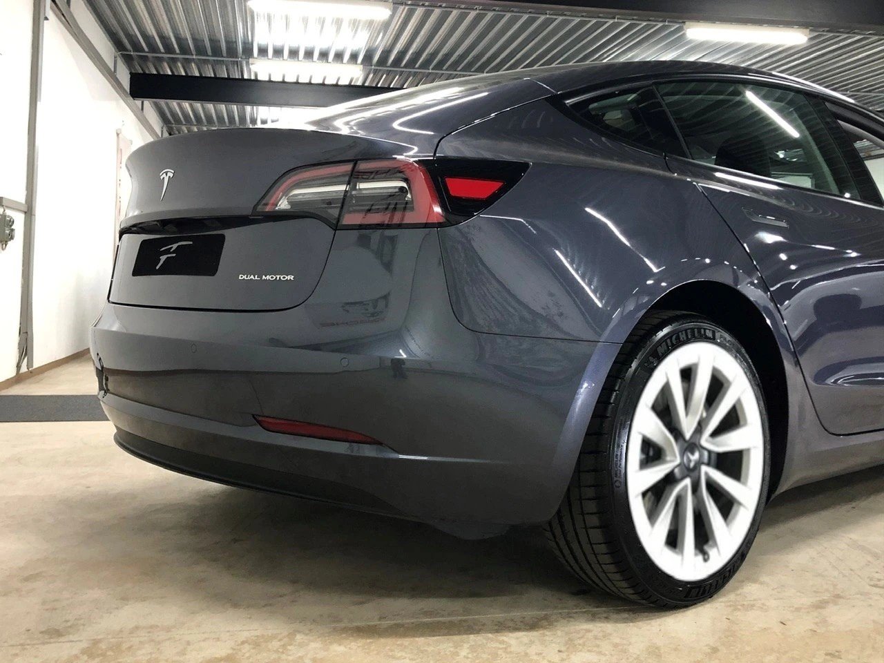 TESLA Model 3 RWD 2022 LFP Akku / AMD Ryzen / AP 3.0, Elektro, Occasion / Gebraucht, Automatik - 6