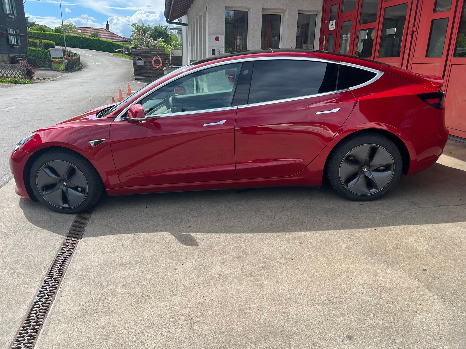 TESLA Model 3 Long Range Dual Motor AWD, Elektro, Occasion / Gebraucht, Automatik - 3
