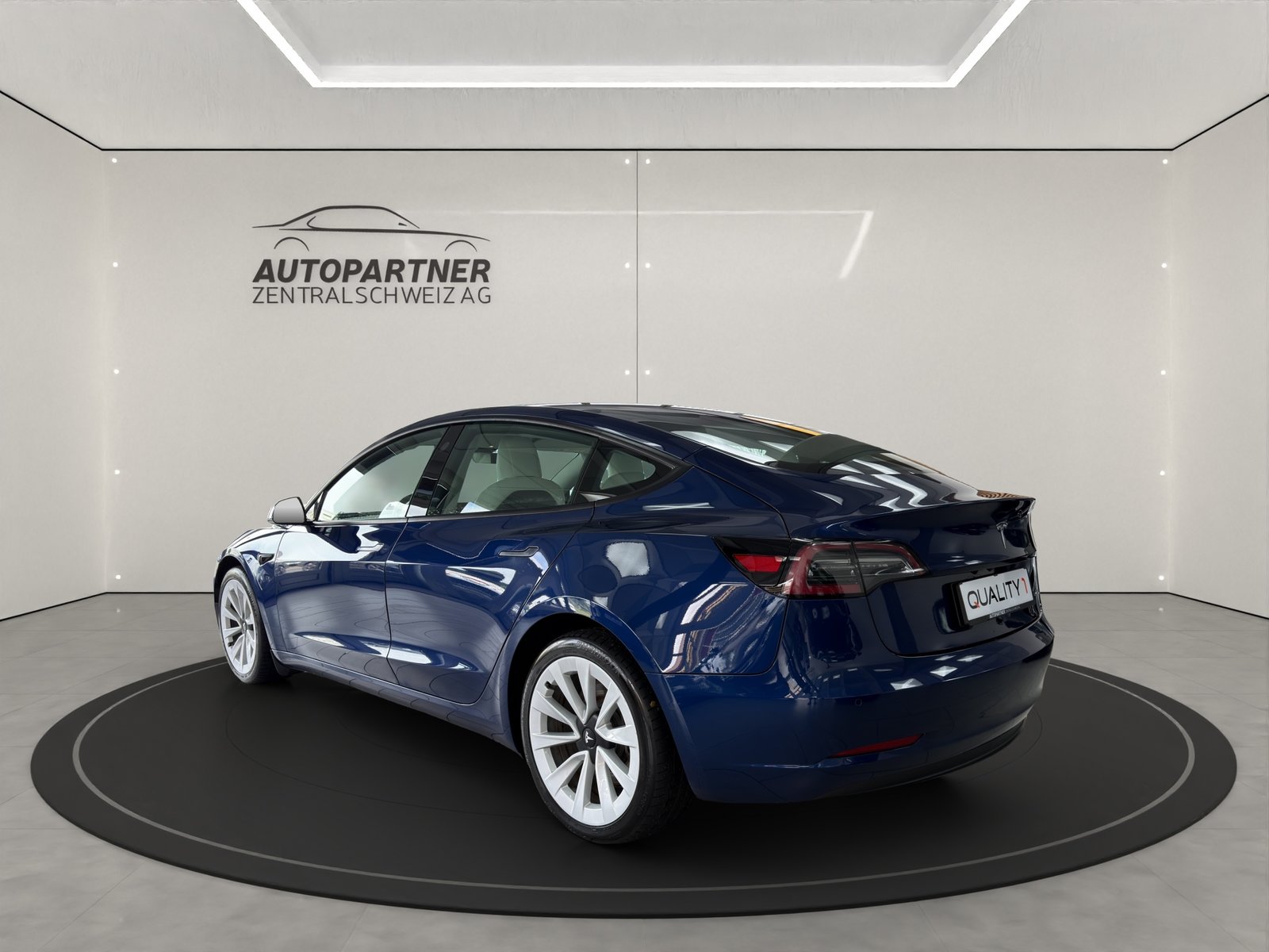 TESLA Model 3 Long Range Dual Motor AWD, Elektro, Occasion / Gebraucht, Automatik - 3