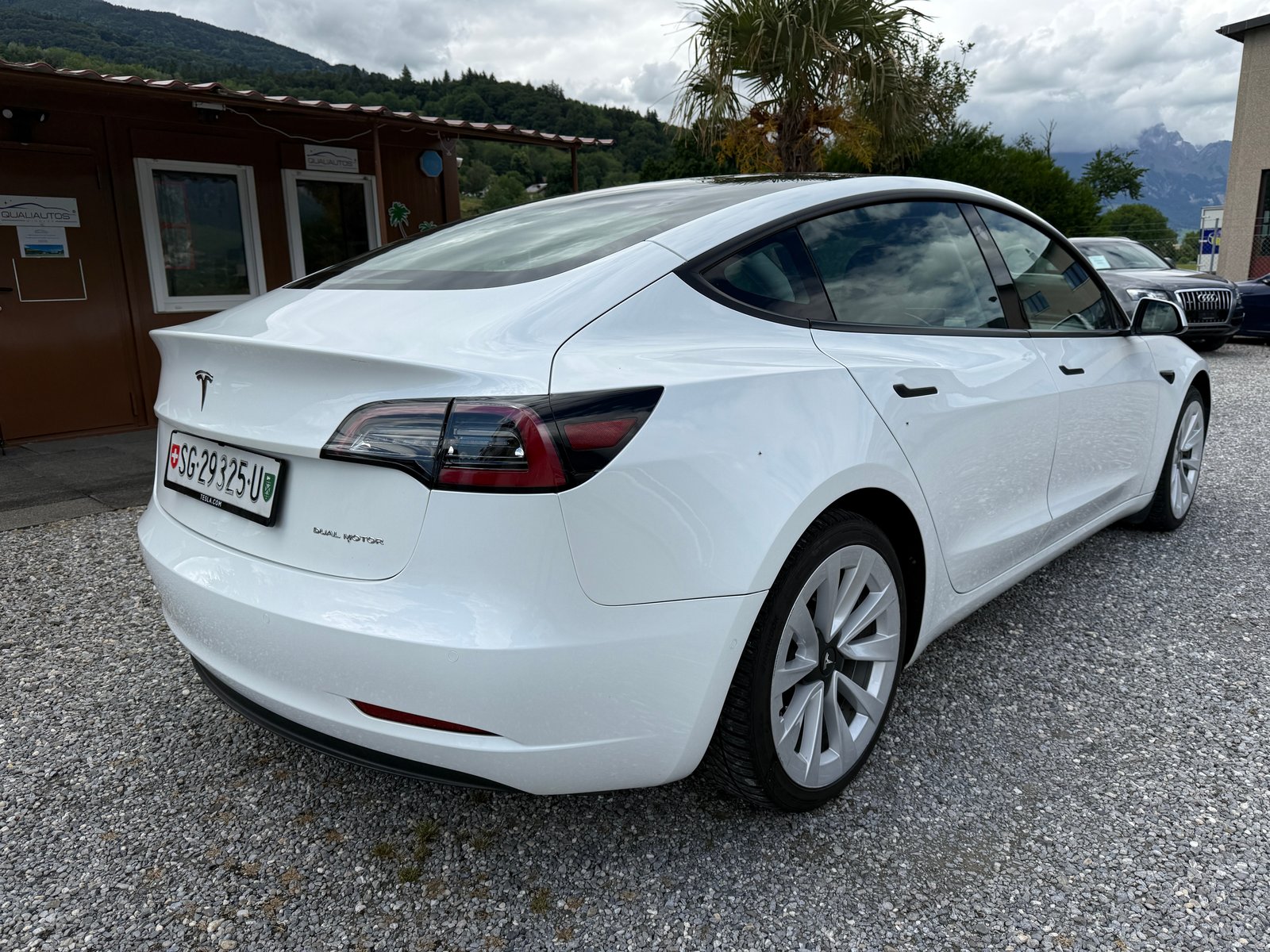 TESLA Model 3 LR AWD EAPRefreshWärmepumpe, Electric, Second hand / Used, Automatic - 3
