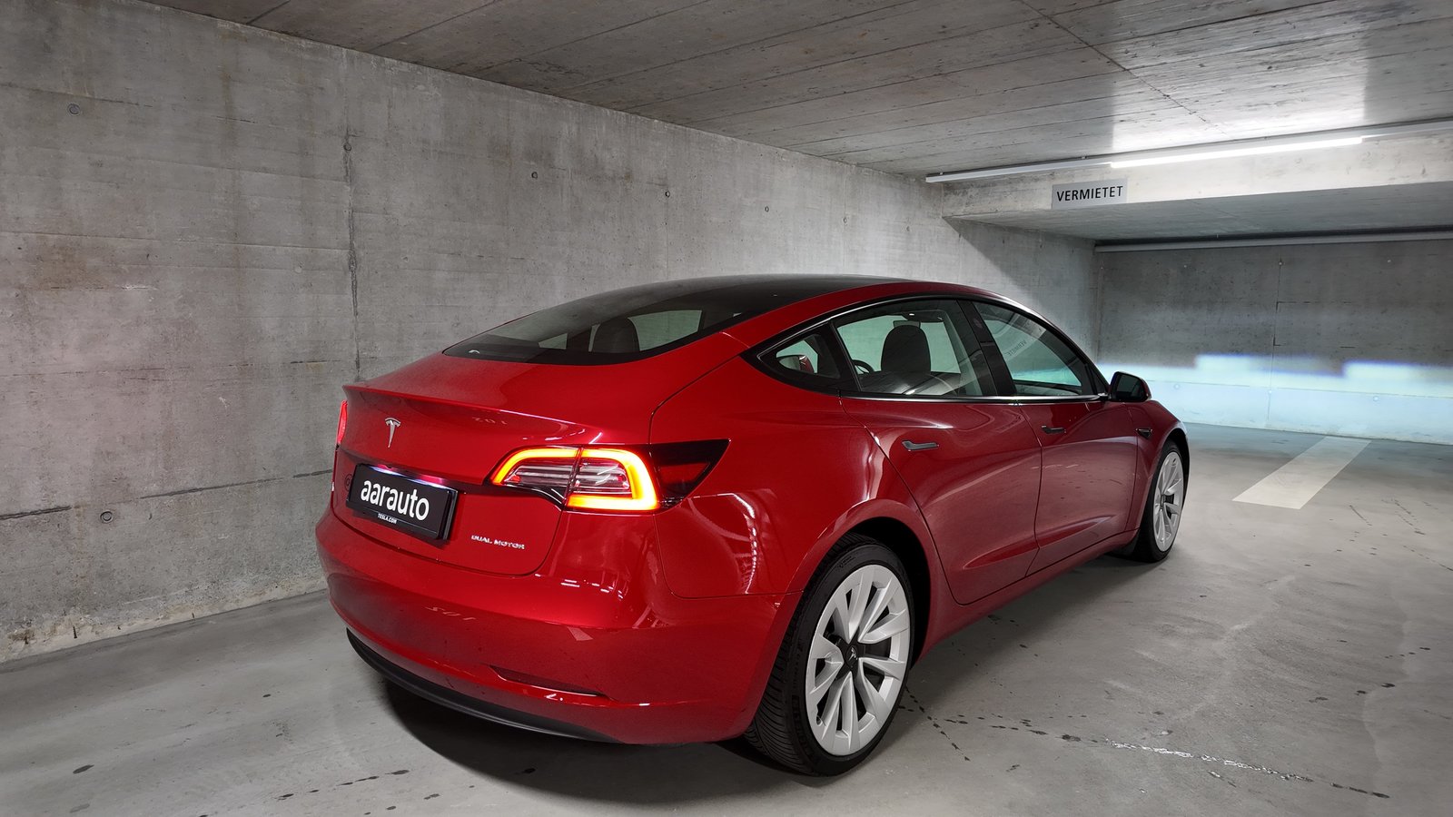 TESLA Model 3 Long Range Dual Motor AWD, Electric, Second hand / Used, Automatic - 5
