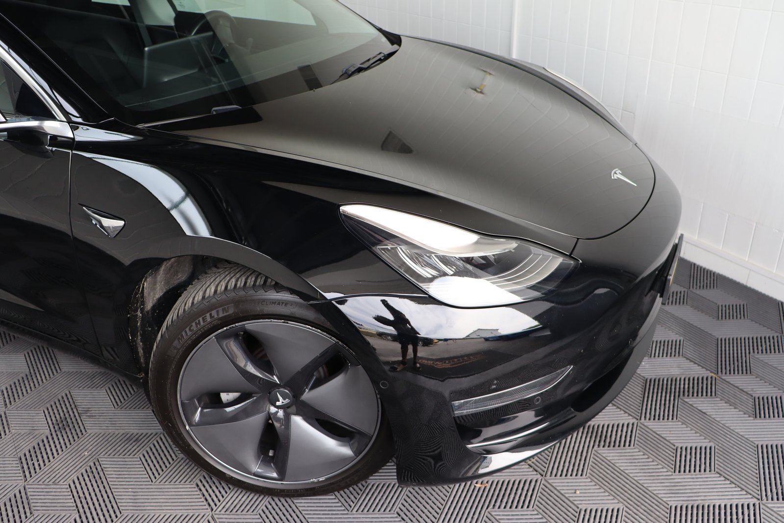 TESLA Model 3 Long Range Dual Motor AWD, Elektro, Occasion / Gebraucht, Automatik - 6