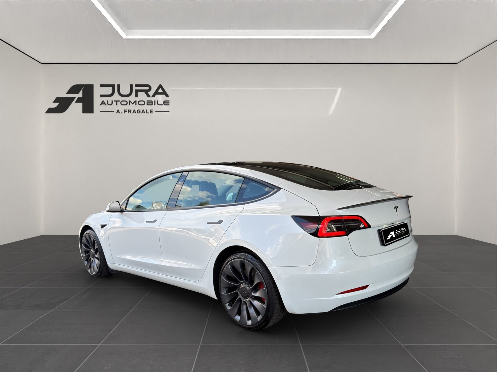 TESLA Model 3 Performance D, Electric, Second hand / Used, Automatic - 5