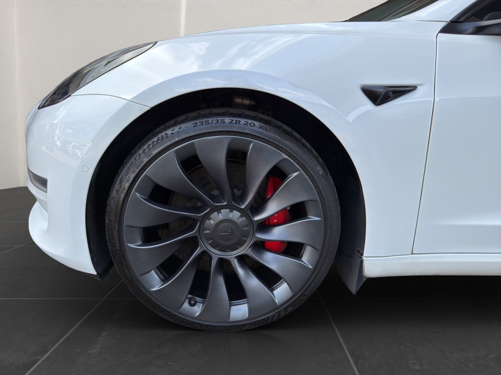 TESLA Model 3 Performance D, Electric, Second hand / Used, Automatic - 7