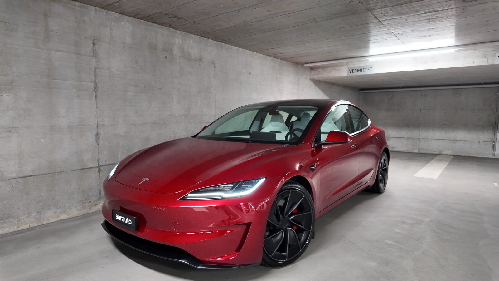 TESLA Model 3 Dual Motor Performance AWD