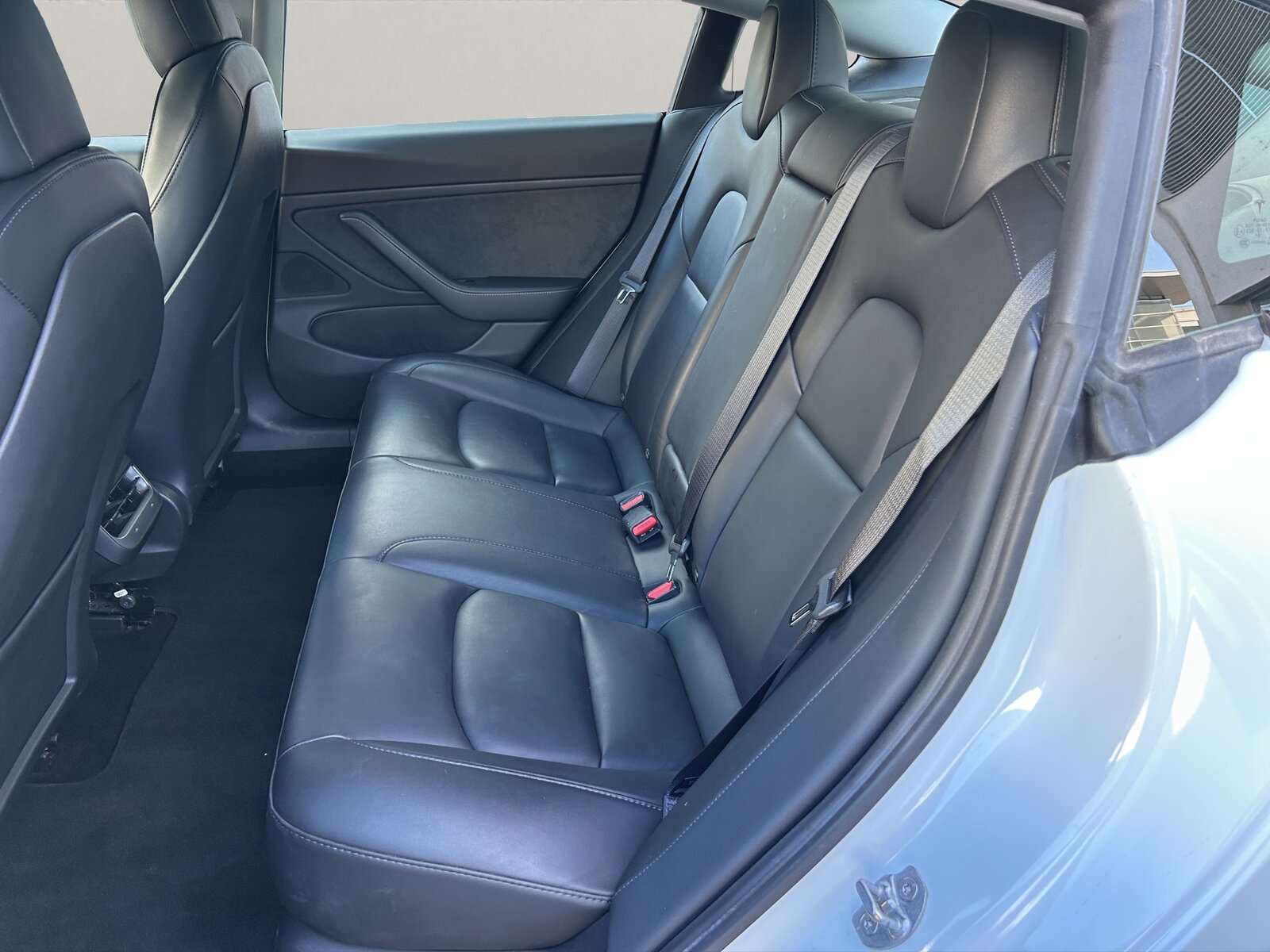 TESLA Model 3 Long Range Dual Motor AWD, Électrique, Occasion / Utilisé, Automatique - 7