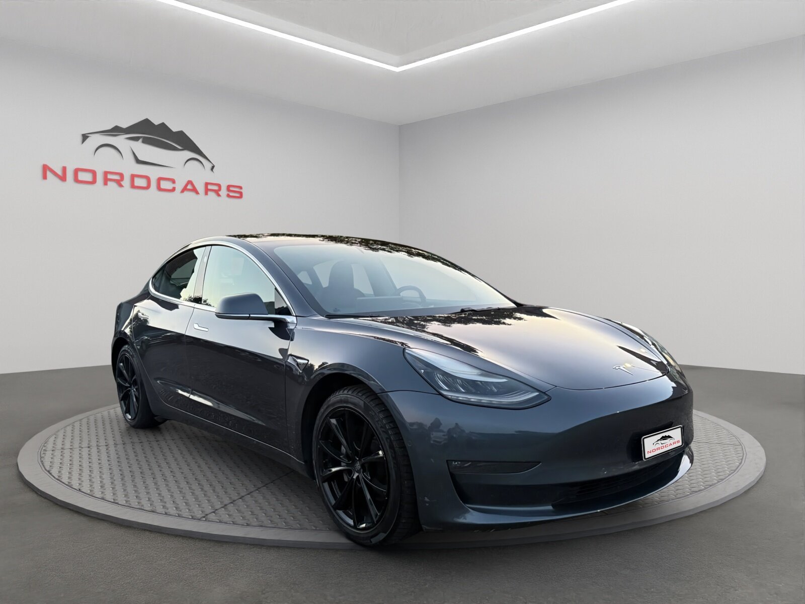 TESLA Model 3 Long Range Dual Motor AWD, Elektro, Occasion / Gebraucht, Automatik - 7