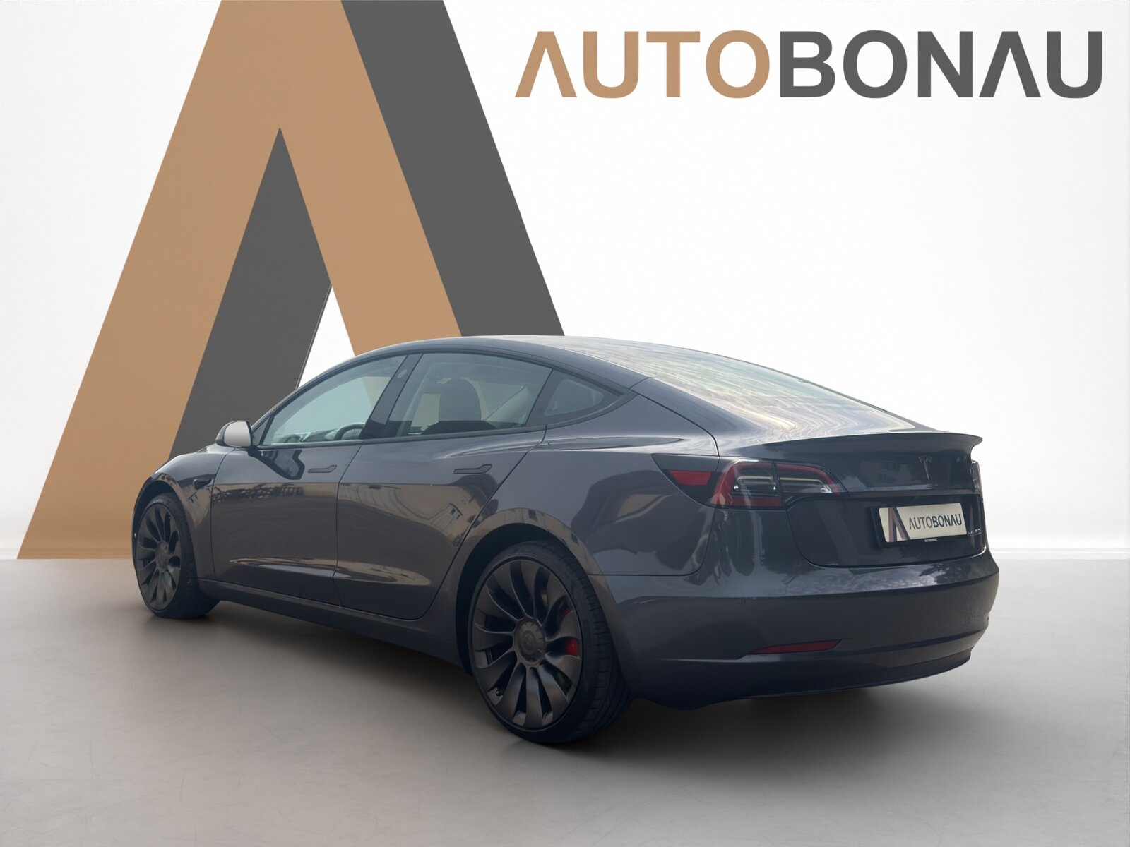 TESLA Model 3 Performance D, Électrique, Occasion / Utilisé, Automatique - 4