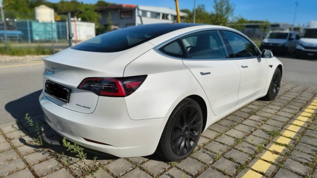 TESLA MODEL 3 Long Range D, Electric, Second hand / Used, Automatic - 4