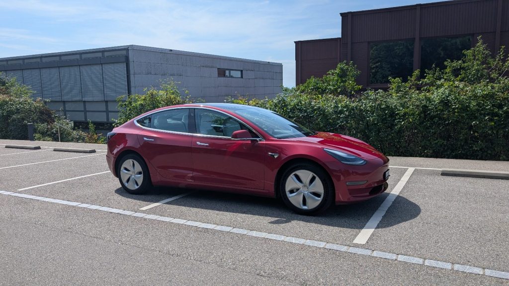TESLA MODEL 3 Long Range D, Electric, Second hand / Used, Automatic - 3