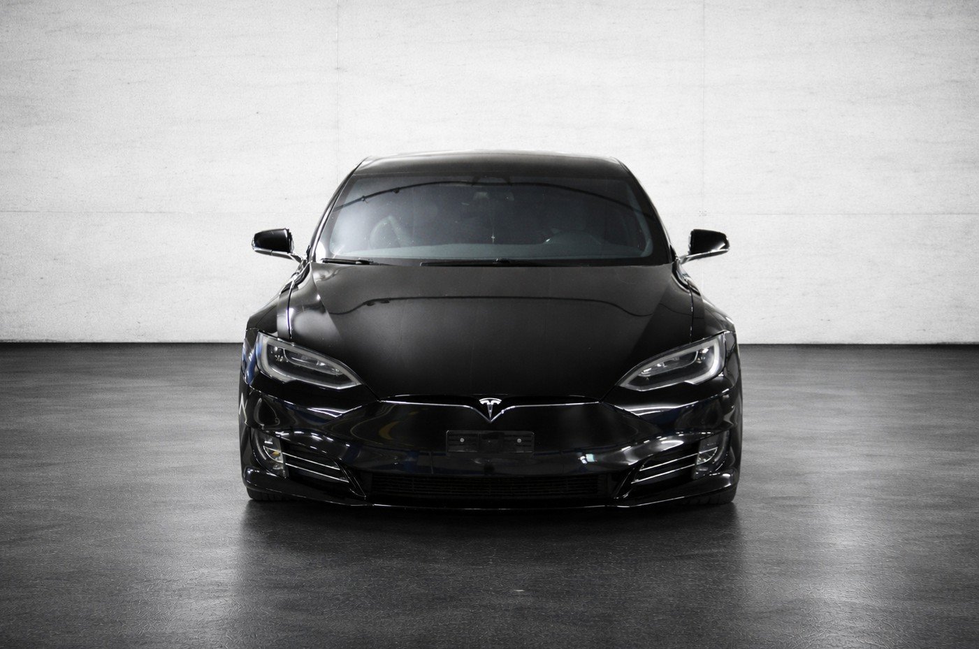 TESLA Model S Ludicrous Performance - neue HV Batterie 2025, Électrique, Occasion / Utilisé, Automatique - 2