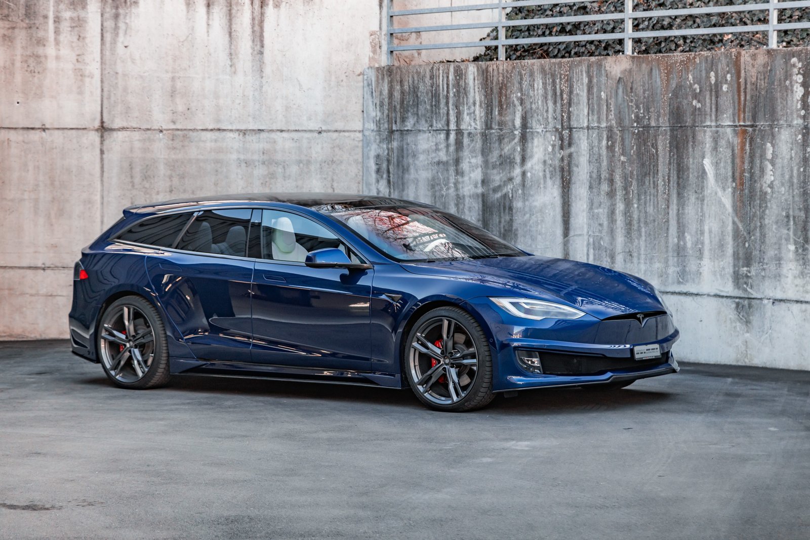 TESLA Model S 100 D Perf. Shootingbrake, Electric, Second hand / Used, Automatic - 4