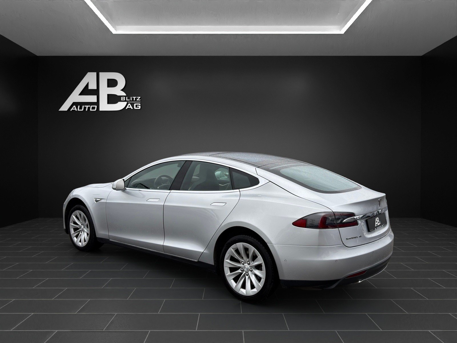 TESLA Model S 85 D 4x4 mit 525 PS, Électrique, Occasion / Utilisé, Automatique - 3