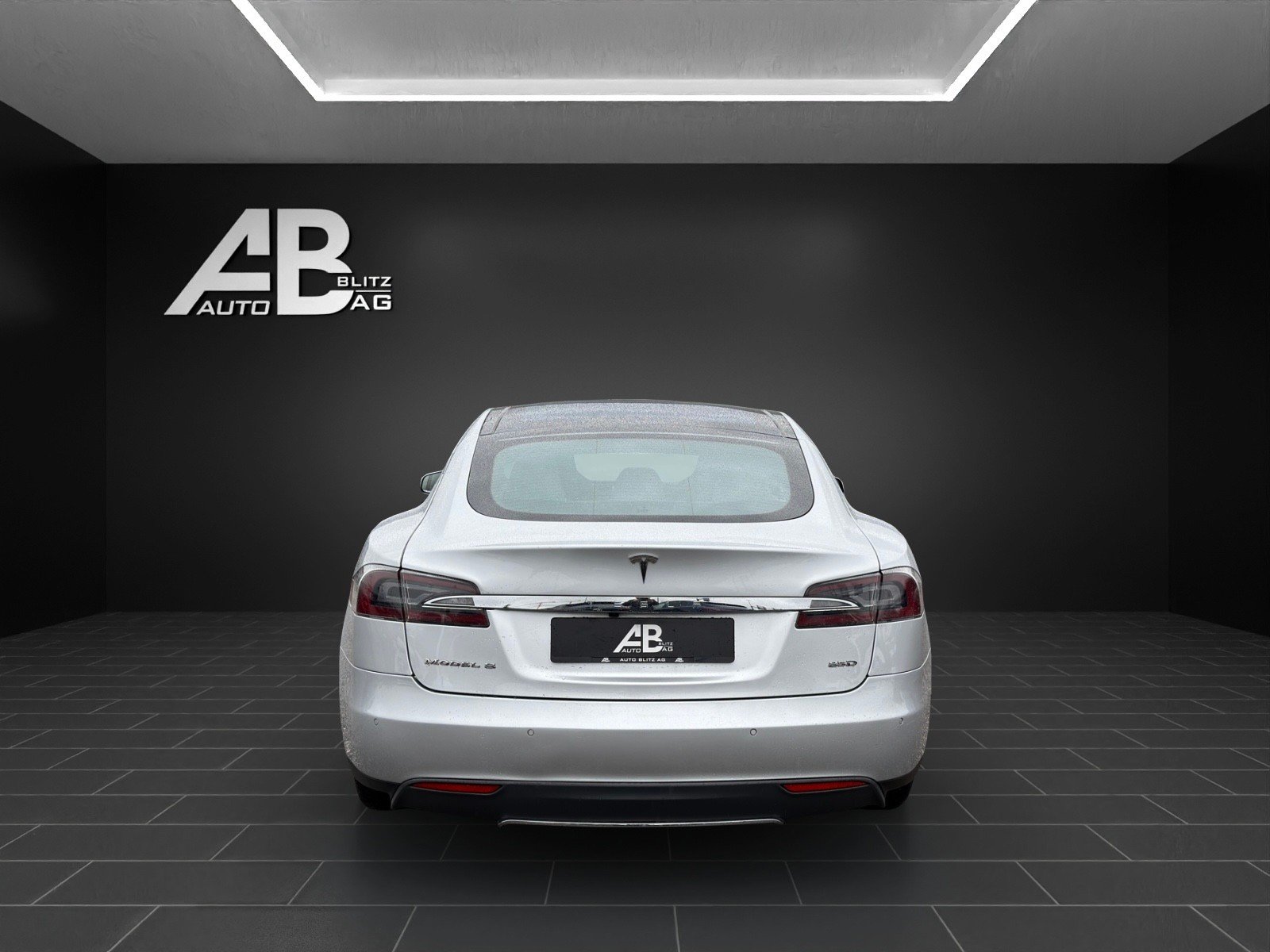 TESLA Model S 85 D 4x4 mit 525 PS, Électrique, Occasion / Utilisé, Automatique - 4