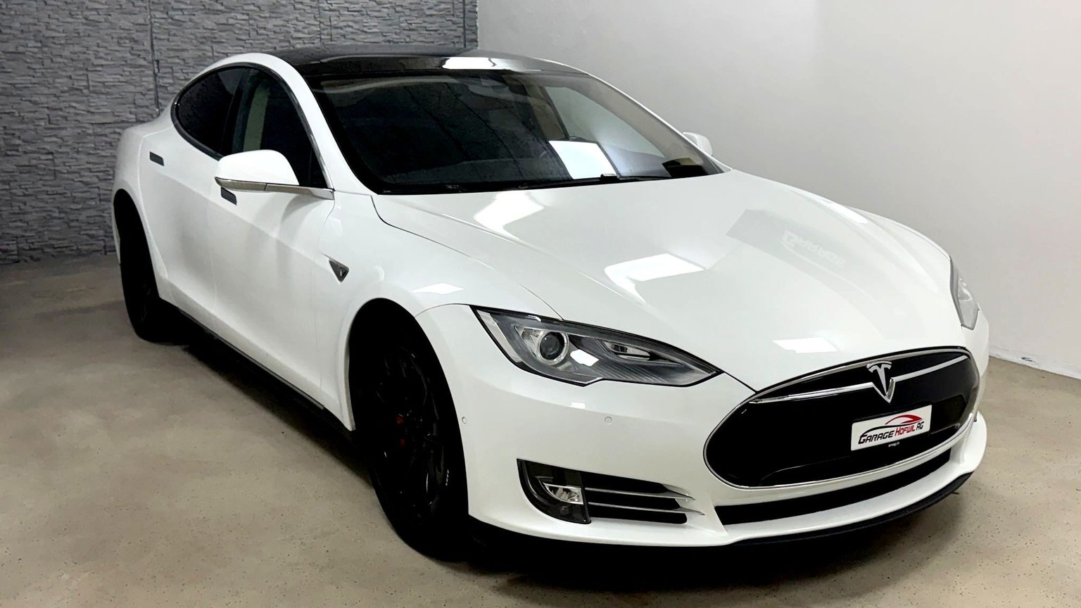 TESLA Model S 90 D Performance FREE SUPERCHARGER