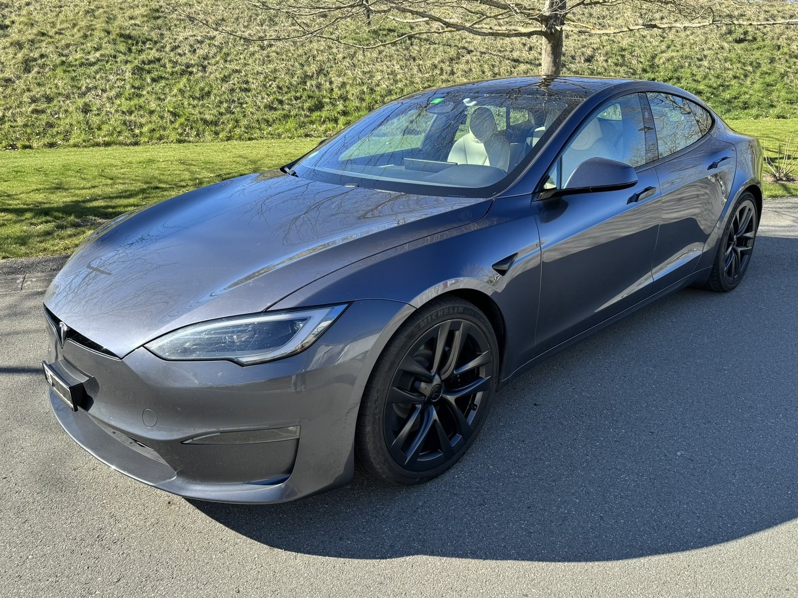 TESLA Model S Long Range