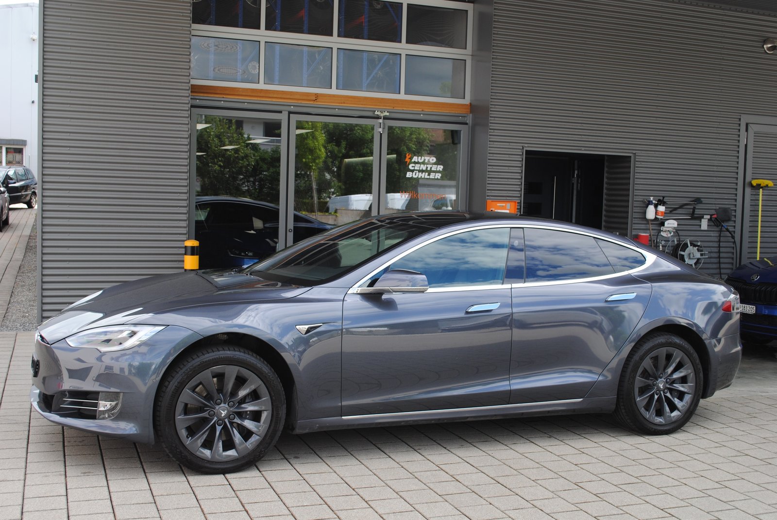 TESLA Model S Maximale-Reichweite, Elektro, Occasion / Gebraucht, Automatik - 4