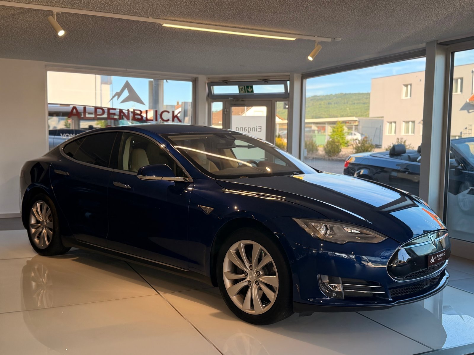TESLA Model S 85 D, Elektro, Occasion / Gebraucht, Automatik - 3