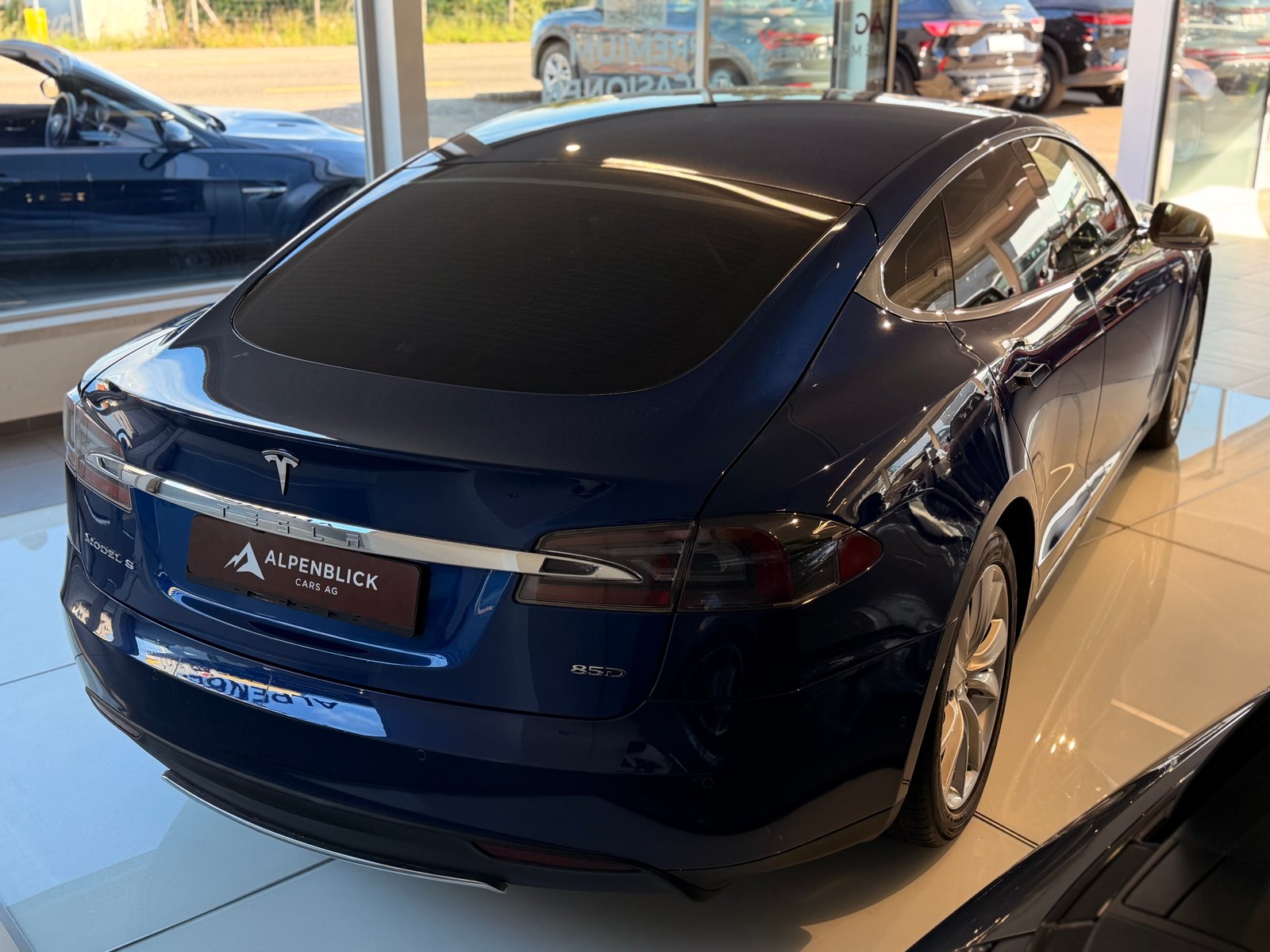 TESLA Model S 85 D, Elektro, Occasion / Gebraucht, Automatik - 6