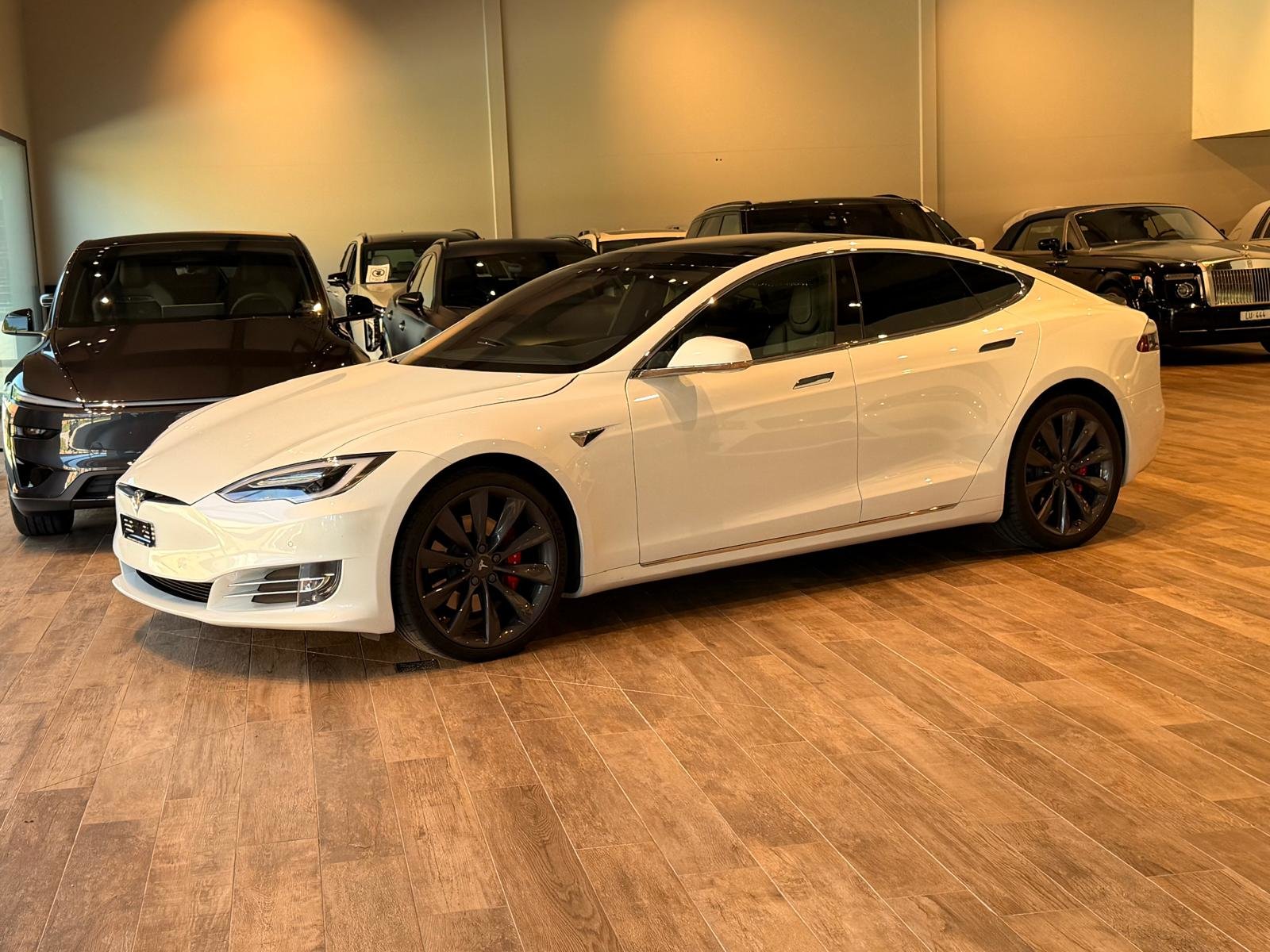 TESLA Model S 100 D Performance, Électrique, Occasion / Utilisé, Automatique - 2