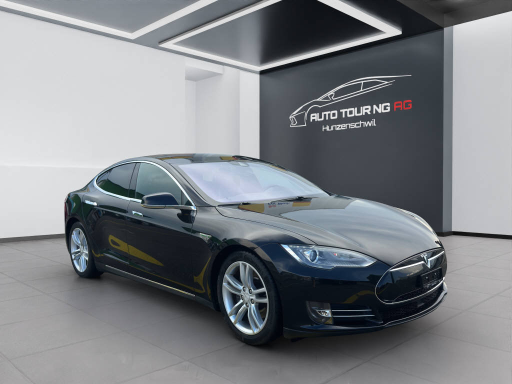 TESLA Model S 85 D
