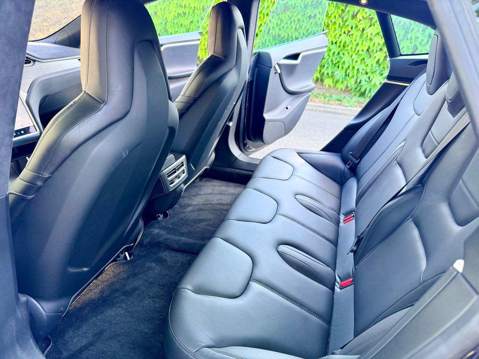 TESLA Model S 90 D, Electric, Second hand / Used, Automatic - 7