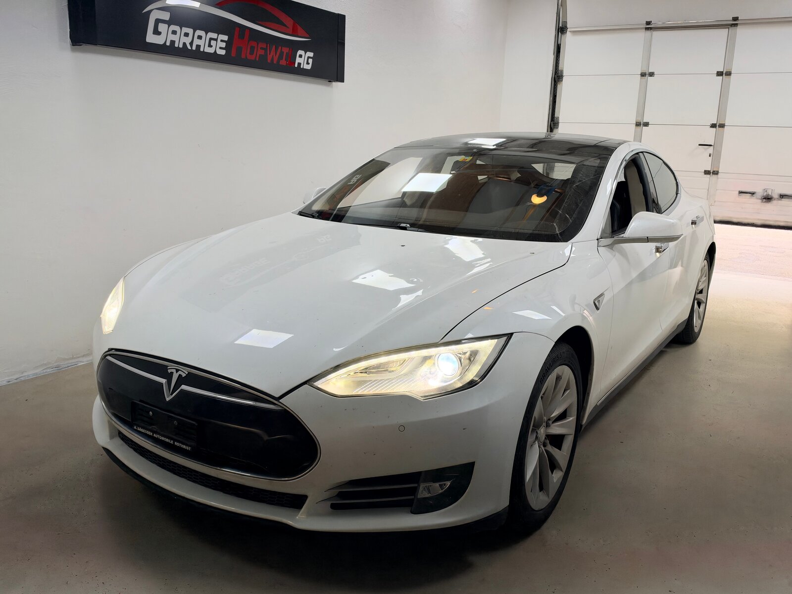 TESLA Model S 85 Performance FREE SUPERCHARGER