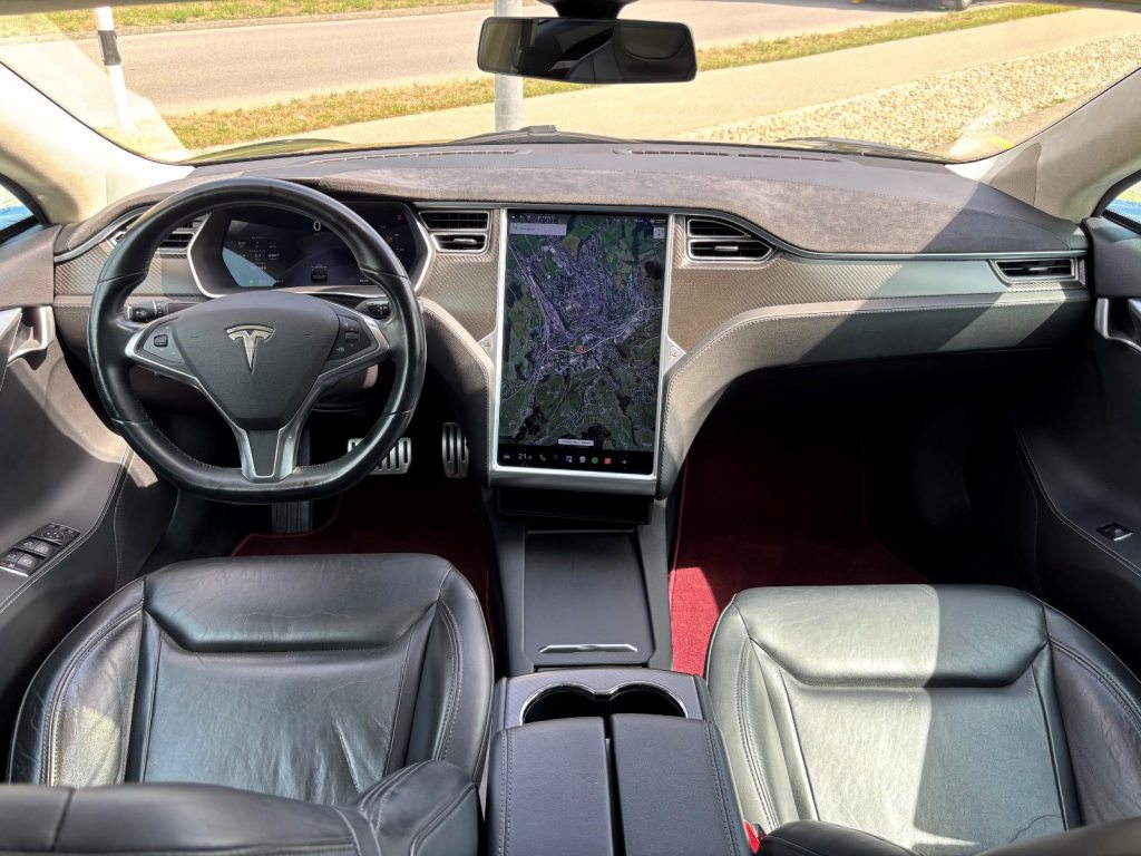 TESLA 85 Performance D AWD, Elektro, Occasion / Gebraucht, Automatik - 7