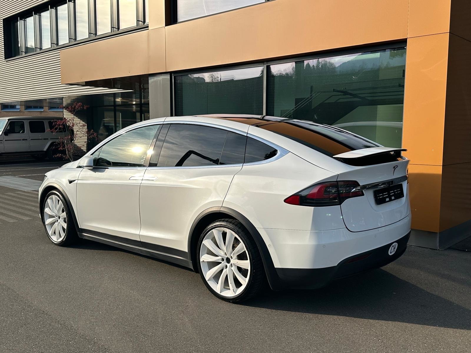 TESLA Model X 90 D / Im Kundenauftrag zu verkaufen, Elektro, Occasion / Gebraucht, Automatik - 3